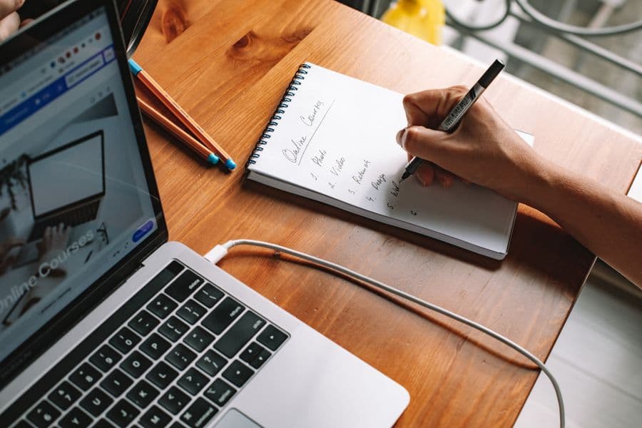 Planning a personalized training path